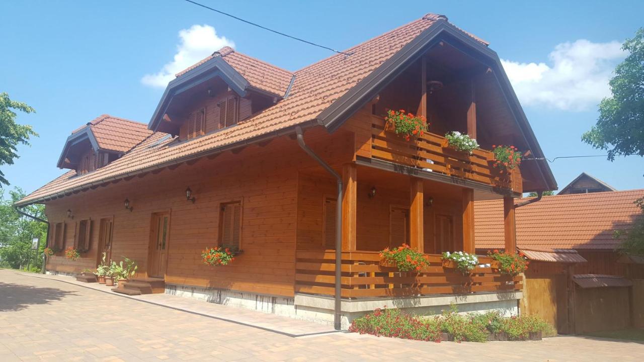 Guest Accommodation Marko Kesic Grabovac  Luaran gambar